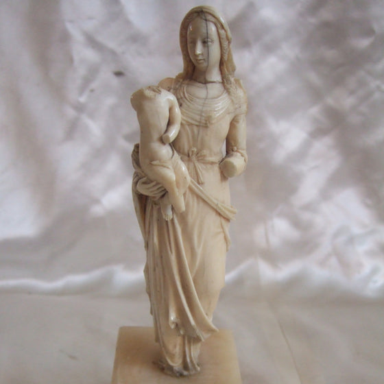 Virgen de Marfil