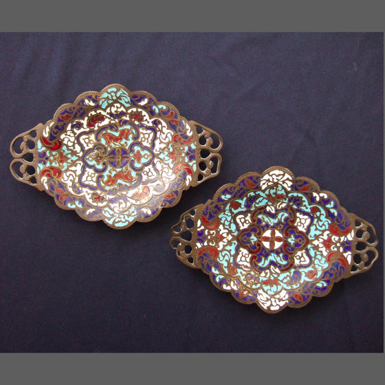 Par de ceniceros en bronce esmaltado