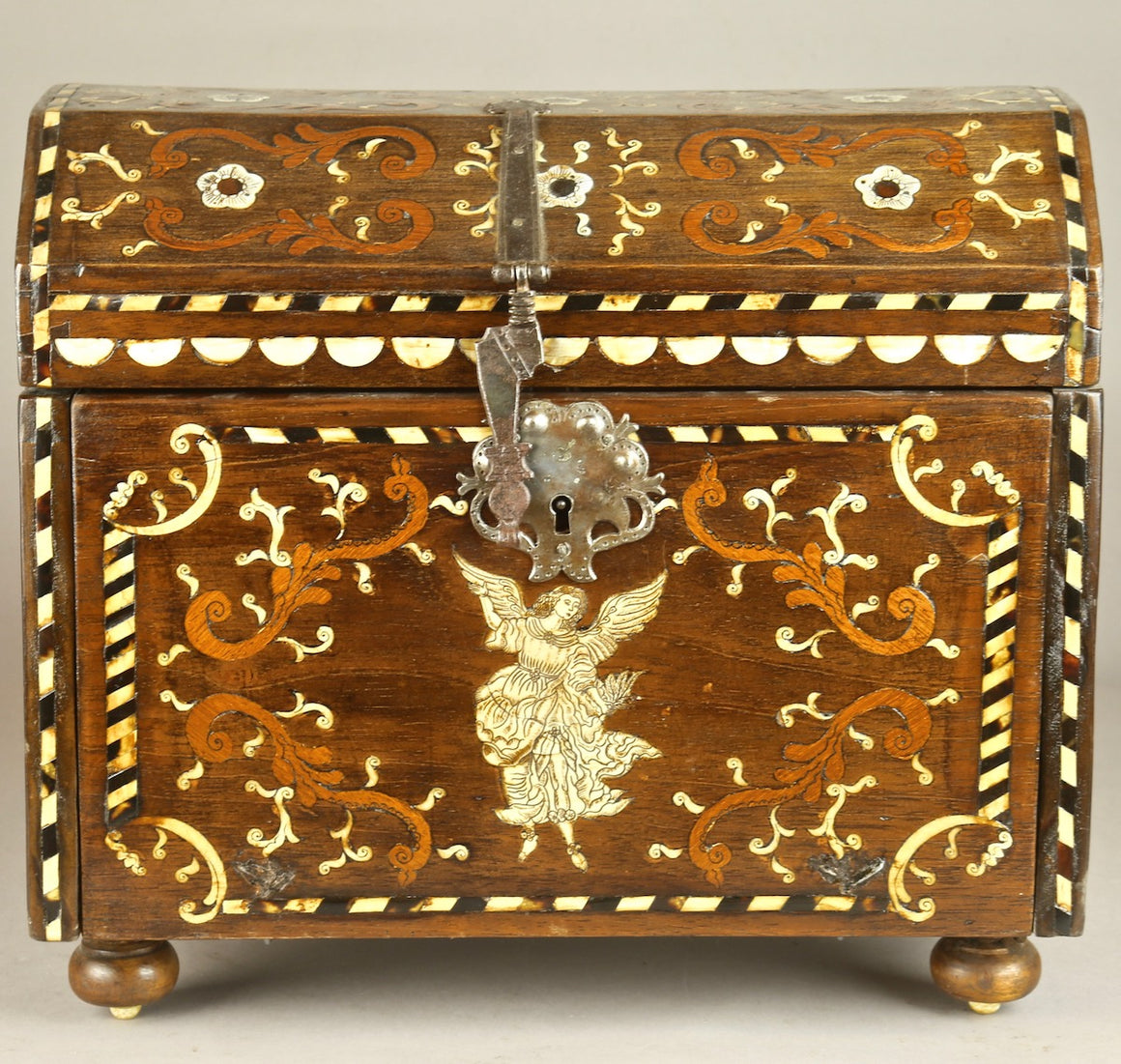 Caja Bargueño